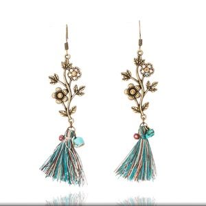 Delicate Flower Tassel Stone Earrings